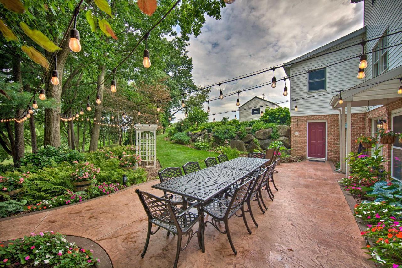 Apartamento Charming With Yard And Beautiful Gardens!