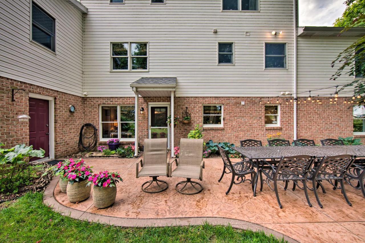Apartamento Charming With Yard And Beautiful Gardens! *